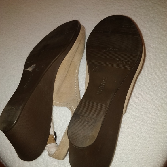 Shoes - Picture 4 of 4